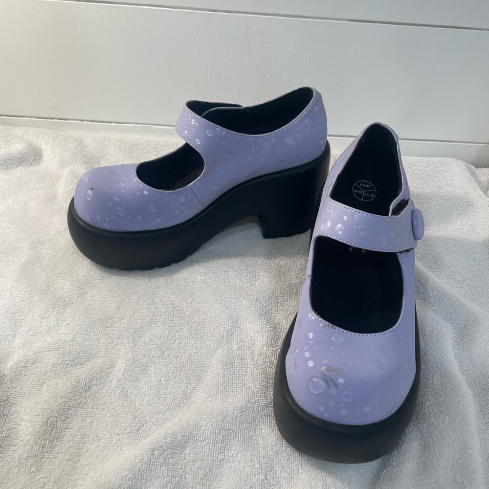 Lilac Raindrop Bubble Anarchic Platform Mary Janes by T.U.K. Footwear - size 7 - Picture 3 of 6